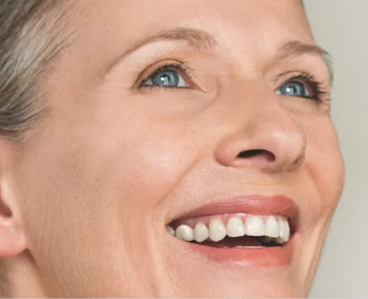 2. It Helps “Fill in” Wrinkles and Creases for a Smoother-Looking Finish